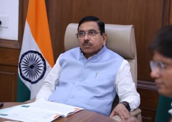 ದೇಶದಲ್ಲಿಲ್ಲ ಆಹಾರ ಕೊರತೆ; ಜನರಿಗೆ ಬೇಕಿಲ್ಲ ಚಿಂತೆ