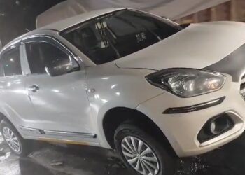 ಡಿವೈಡರ್ ಮೇಲೆ ಹತ್ತಿದ ಕಾರು; ಚಾಲಕ ಗಂಭೀರ