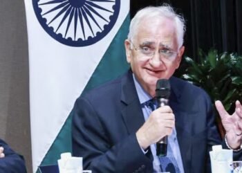 ಕಾಶ್ಮೀರದ 370ನೇ ರದ್ದತಿಯಿಂದ ಸಮಸ್ಯೆಗಳಿಗೆ ಮುಕ್ತಿ; ಮೋದಿ ನಿರ್ಧಾರ ಮೆಚ್ಚಿದ ಕಾಂಗ್ರೆಸ್ ನಾಯಕ