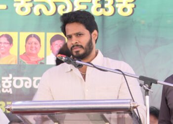 ನಮ್ಮಜ್ಜ ‘ಈಶ್ವರನ ವರಪುತ್ರ’ ; ನಿಖಿಲ್ ಕುಮಾರಸ್ವಾಮಿ