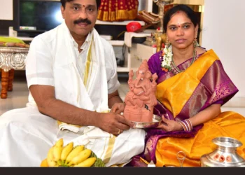 ಜನಾರ್ದನ ರೆಡ್ಡಿ ಜೈಲಲ್ಲಿ; ಪತ್ನಿಯಿಂದ ಟೆಂಪಲ್ ರನ್