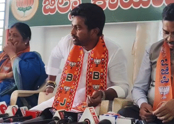 ಕಾಲ್ತುಳಿತ ಪ್ರಕರಣಕ್ಕೆ ಸರ್ಕಾರವೇ ಹೊಣೆ!