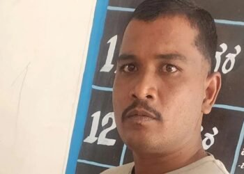 ಪೊಲೀಸ್ ಠಾಣೆಯ ಹತ್ತಿರವೇ ಪತ್ನಿಯ ಕೊಲೆ