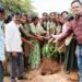 ತಾಯಿ ಹೆಸರಿನಲ್ಲಿ ಒಂದು ಗಿಡ ನೆಡೋಣ’: ಗಳಗಿ ಹುಲಕೊಪ್ಪದ ವಿದ್ಯಾರ್ಥಿಗಳ ಸಂಕಲ್ಪ