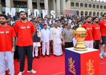 ಆರ್ ಸಿಬಿ ವಿಜಯೋತ್ಸವವಾಯ್ತು ಮರಣೋತ್ಸವ; 11 ಅಮಾಯಕರ ಸಾವಿಗೆ ಈಗ ಹೊಣೆಯಾರು?