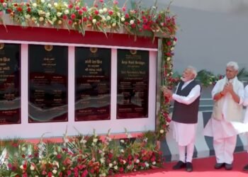 ಪ್ರಧಾನಿ ಮೋದಿಯಿಂದ ಐತಿಹಾಸಿಕ ಚೇನಾಬ್ ರೈಲು ಸೇತುವೆ ಲೋಕಾರ್ಪಣೆ, ವಂದೇ ಭಾರತ್ ರೈಲಿಗೆ ಹಸಿರು ನಿಶಾನೆ