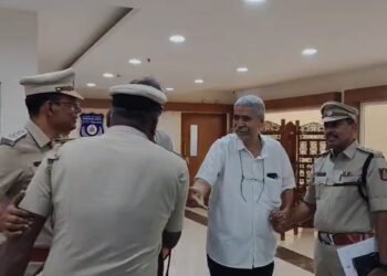 ಆರ್ ಸಿಬಿ ಮಾರ್ಕೆಟಿಂಗ್ ಹೆಡ್ ಸೇರಿದಂತೆ ಮೂವರು ವಶಕ್ಕೆ