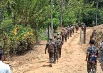 ನಕ್ಸಲ್ ದಾಳಿ; ಎಎಸ್ಪಿ ಸಾವು, ಹಲವರು ಗಂಭೀರ