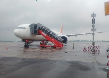 ತಪ್ಪಿದ ಮತ್ತೊಂದು ಪ್ರಮಾದ: ವಿಮಾನ ತುರ್ತು ಭೂ ಸ್ಪರ್ಶವಾಗಿದ್ದೇಕೆ?