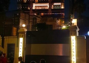 ‘ಶಾರುಖ್ ಖಾನ್ ‘ಮನ್ನತ್’ ಬಂಗಲೆ ವಿವಾದದ ಸುಳಿಯಲ್ಲಿ: CRZ ಉಲ್ಲಂಘನೆ ಆರೋಪ, ನಡೆಯಲಿದೆ ತನಿಖೆ!’