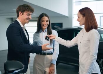 ಹೊಸ ಕಾರು ಖರೀದಿಸುವಿರಾ? ವಿಮಾ ನೀತಿಯಲ್ಲಿ ನೀವು ಗಮನಿಸಲೇಬೇಕಾದ 6 ಮುಖ್ಯ ಅಂಶಗಳು!