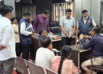 ಲೋಕಾಯುಕ್ತ ಅಧಿಕಾರಿಗಳ ಶಾಕ್