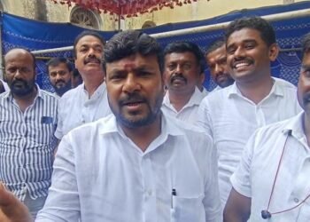 ಈಗ ಗಾಂಧೀಜಿ ಫಿಲ್ಮ್ ನೋಡುವವರಿಲ್ಲ