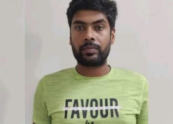 ಪಾಕ್ ಪರ ಬೇಹುಗಾರಿಕೆ: ನೌಕಾಪಡೆ ಪ್ರಧಾನ ಕಚೇರಿಯ ಸಿಬ್ಬಂದಿಯೇ ಅರೆಸ್ಟ್