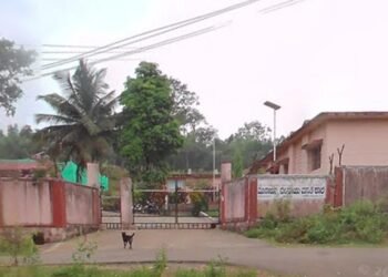 ವಸತಿ ಶಾಲೆಯಲ್ಲಿ ನೇಣಿಗೆ ಶರಣಾದ ವಿದ್ಯಾರ್ಥಿನಿ