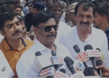 ಆರ್. ಅಶೋಕ್ ಗೆ ಟಾಂಗ್ ಕೊಟ್ಟ ಮಹದೇವಪ್ಪ