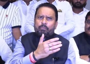 ಕಾಂಗ್ರೆಸ್ ಸಚಿವರ ವಿರುದ್ಧ ಬಹಿರಂಗ ಆರೋಪ