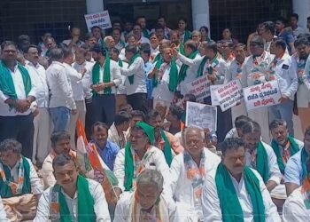 ಬಿಜೆಪಿ ವಿರುದ್ಧ ಕಾಂಗ್ರೆಸ್ ಕಾರ್ಯಕರ್ತರ ಆಕ್ರೋಶ