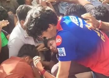 ಇದ್ದ ಮೂವರ ಪೈಕಿ ಕದ್ದವರ್ಯಾರು ಎನ್ನುವಂತಾದ RCB ದುರಂತ: 12 ಸಾವಿನ ಬಳಿಕ ಪರಸ್ಪರ ಆರೋಪ-ಪ್ರತ್ಯಾರೋಪಗಳ ಸುರಿಮಳೆ