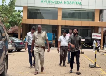 ತನ್ನ ಕಾಲೇಜಿಗೆ ತಾನೇ ಬಾಂಬ್ ಬೆದರಿಕೆ ಹಾಕಿದ ವಿದ್ಯಾರ್ಥಿನಿ