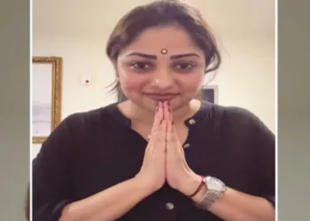 ಬಣ್ಣ ಬಯಲು ಮಾಡಿದ ಡಿಂಪಲ್ ಕ್ವೀನ್