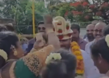 ಶಾಸಕ ಕೊತ್ತೂರು ಮಂಜುನಾಥ್‌ ಗೆ ನೋಟಿನ ಸುರಿಮಳೆ