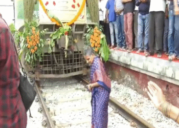 ರೈಲು ಸೇವೆಗೆ ವೃದ್ಧೆ ವಿಶೇಷ ಕೃತಜ್ಞತೆ
