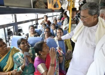 ಉಚಿತ ಬಸ್ ಕೊಟ್ರೆ ಮಹಿಳೆಯರು ಸೋಮಾರಿಗಳಾಗ್ತಾರ ?  