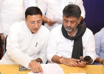 ಸಿಎಂ, ಡಿಸಿಎಂ ಜೊತೆ ಸುರ್ಜೇವಾಲಾ ಸಭೆ