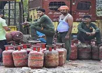 ತಿಂಗಳ ಮೊದಲ ದಿನವೇ ಗುಡ್ ನ್ಯೂಸ್; ಎಲ್ ಪಿಜಿ ಬೆಲೆ 58 ರೂ. ಇಳಿಕೆ