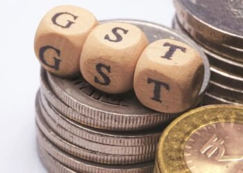 ಟೂತ್‌ಪೇಸ್ಟ್, ಪಾತ್ರೆ, ಬಟ್ಟೆ, ಶೂಗಳು ಅಗ್ಗ: ಮಧ್ಯಮ ವರ್ಗಕ್ಕೆ ಶೀಘ್ರ ಜಿಎಸ್‌ಟಿ ವಿನಾಯ್ತಿ?