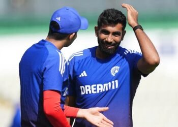 7 ದಿನಗಳ ವಿಶ್ರಾಂತಿಯ ನಂತರವೂ ಜಸ್ಪ್ರೀತ್ ಬುಮ್ರಾ ಹೊರಕ್ಕೆ: ಆಯ್ಕೆ ನಿರ್ಧಾರದ ವಿರುದ್ಧ ರವಿಶಾಸ್ತ್ರಿ ಆಕ್ರೋಶ!