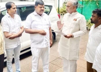 ಎನ್. ರವಿಕುಮಾರ್ ಅಮಾನತಿಗೆ ಆಗ್ರಹ