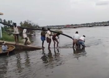 ತುಂಗಭದ್ರಾ ಜಲಾಶಯದಿಂದ ನದಿಗೆ ನೀರು: ರೈತರಿಗೆ ಸಂಕಷ್ಟ