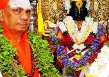 ಕಾಶಿ ಜಗದ್ಗುರುಗಳಿಂದ ಪಂಢರಪುರದ ವಿಠ್ಠಲನಿಗೆ ಇಷ್ಟಲಿಂಗ ಧಾರಣೆ