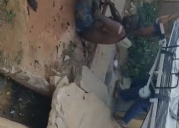 ಪ್ರೀತಿಗೆ ಒಪ್ಪದ್ದಕ್ಕೆ ಆಸಿಡ್ ದಾಳಿ