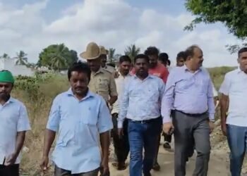 ಗ್ರಾಮದ ಸಮಸ್ಯೆಗೆ ಶೀಘ್ರ ಪರಿಹಾರಕ್ಕೆ ಜಿಲ್ಲಾಧಿಕಾರಿ ಭರವಸೆ