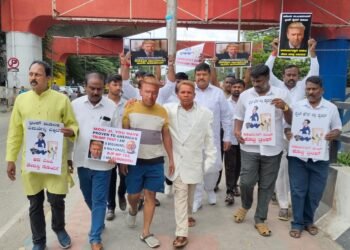 ತೇಜಸ್ವಿಸೂರ್ಯ ಅರೆಹುಚ್ಚ, ತರ್ಲೆ: ಕಾಂಗ್ರೆಸ್ ಅಭಿಯಾನ