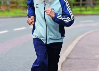 “ಟರ್ಬನ್ಡ್ ಟೊರ್ನಾಡೊ” ಖ್ಯಾತಿಯ 114 ವರ್ಷದ ಖ್ಯಾತ ಮ್ಯಾರಥಾನ್ ರನ್ನರ್ ಫೌಜಾ ಸಿಂಗ್ (114) ರಸ್ತೆ ಅಪಘಾತದಲ್ಲಿ ಸಾವು