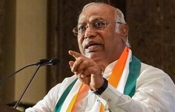 ದಲಿತ ಅಧಿಕಾರಿಗಳಿಗೆ ಬಡ್ತಿಯಿಲ್ಲ, ಸಿಎಂಗೆ ಖರ್ಗೆ ಪತ್ರ