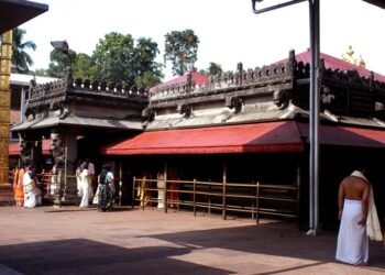 ಕೊಲ್ಲೂರು ದೇವಸ್ಥಾನದ ಆದಾಯ ಸರ್ಕಾರಕ್ಕೆ ಹೋಗಿಲ್ಲ !