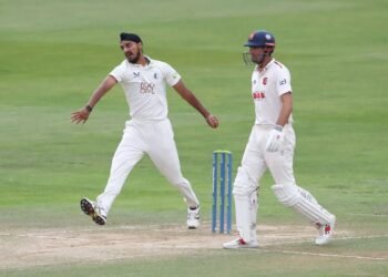 ಇಂಗ್ಲೆಂಡ್ ವಿರುದ್ಧದ ಸರಣಿ: ಭಾರತ ತಂಡಕ್ಕೆ ಆಘಾತ? ತರಬೇತಿ ವೇಳೆ ವೇಗದ ಬೌಲರ್ ಅರ್ಷದೀಪ್ ಸಿಂಗ್‌ಗೆ ಗಾಯ!