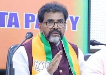 ಹುಳ ಹುತ್ತ ಕಟ್ಟಿತ್ತು – ಸರ್ಪ ವಾಸ ಮಾಡಿತ್ತು’ : ಛಲವಾದಿ