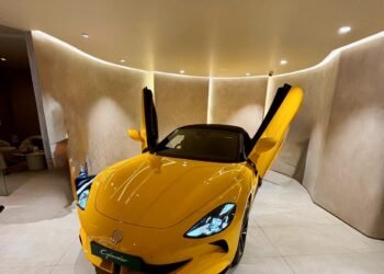 ಎಂಜಿ ಸೆಲೆಕ್ಟ್ ಎಕ್ಸ್​ಪೀರಿಯನ್ಸ್ ಸೆಂಟರ್ ದೆಹಲಿಯಲ್ಲಿ ಲೋಕಾರ್ಪಣೆ: ಐಷಾರಾಮಿ ವಾಹನ ಖರೀದಿಗೆ ಹೊಸ ಆಯಾಮ!