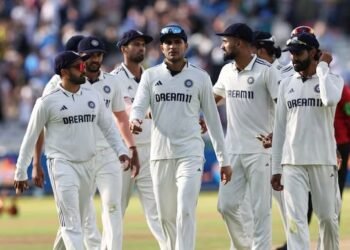 ಲಾರ್ಡ್ಸ್ ಸೋಲಿನ ಬಳಿಕ ಇಕ್ಕಟ್ಟಿನಲ್ಲಿ ಭಾರತ: ಸರಣಿ ಗೆಲ್ಲಲು ಗಿಲ್ ಪಡೆ ದಾಟಬೇಕಿದೆ ಅಗ್ನಿಪರೀಕ್ಷೆ