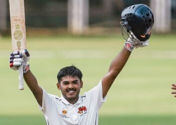 ಯೂತ್ ಟೆಸ್ಟ್ನಲ್ಲಿ ಇತಿಹಾಸ ಬರೆದ ಆಯುಷ್ ಮಾತ್ರೇ: ಕೇವಲ 64 ಎಸೆತಗಳಲ್ಲಿ ಶತಕ ಸಿಡಿಸಿ ವಿಶ್ವ ದಾಖಲೆ!