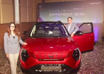 ಮಾರುಕಟ್ಟೆಗೆ ಲಗ್ಗೆ ಇಟ್ಟ ಮಹೀಂದ್ರಾದ ಹೊಸ ಎಕ್ಸ್‌ಯುವಿ 3ಎಕ್ಸ್ಓ ‘ರಿವ್ಎಕ್ಸ್’ ಸರಣಿ; ಬೆಲೆ ಇನ್ನಿತ್ಯಾದಿ ಮಾಹಿತಿ ಇಲ್ಲಿದೆ.