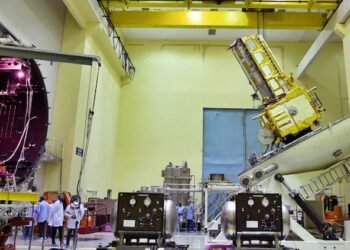 ನಿಸಾರ್: ಇದು ಮೋಡ, ಕತ್ತಲೆಯನ್ನೂ ಭೇದಿಸಬಲ್ಲ ನಾಸಾ-ಇಸ್ರೋದ ಶತಕೋಟಿ ಡಾಲರ್ ಮೌಲ್ಯದ ರಾಡಾರ್