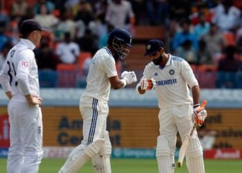 ಕೆ.ಎಲ್. ರಾಹುಲ್ ‘ಸನ್ಯಾಸಿಯಂತೆ’, ಜಡೇಜಾ ‘ಅಸಲಿ ಆಟಗಾರ’: ಭಾರತೀಯ ಜೋಡಿಯನ್ನು ಹೊಗಳಿದ ಆಕಾಶ್ ಚೋಪ್ರಾ