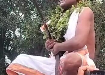 ಶಿಖರದ ತುದಿಗೆ ಘಟಸರ್ಪ ಆಡಿತ್ರಲೆ, ಭೂಲೋಕದ ಮುತ್ತು ಗಗನಕೇರಿತ್ರಲೆʼ : ದುಂಡ್ಯಪ್ಪ ಬಾಣವೇರಿ ಗಣಮಗ ಕಾರ್ಣಿಕ ನುಡಿ